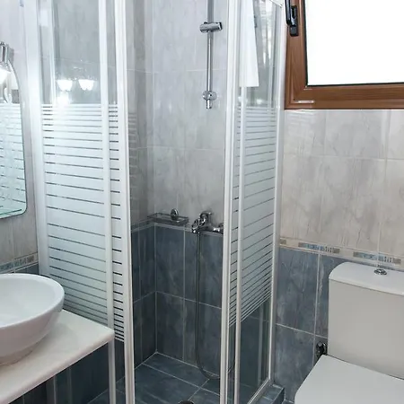 Ionia 4* Agios Petros (Andros)