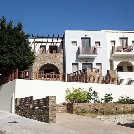 Ionia Aparthotel Agios Petros (Andros)