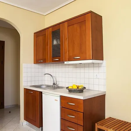 Ionia Aparthotel 4*