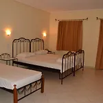 Aparthotel Ionia 2*