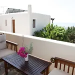 Aparthotel Ionia 2*