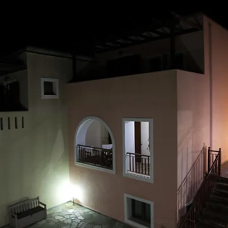 Ionia 2* Agios Petros (Andros)