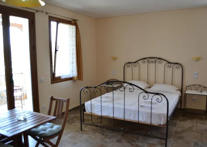 Ionia Aparthotel Áyios Pétros