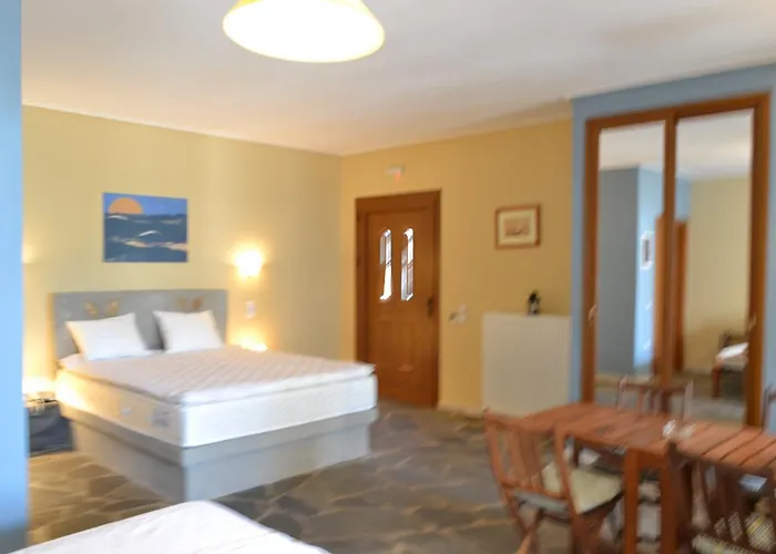 Aparthotel Ionia 2*
